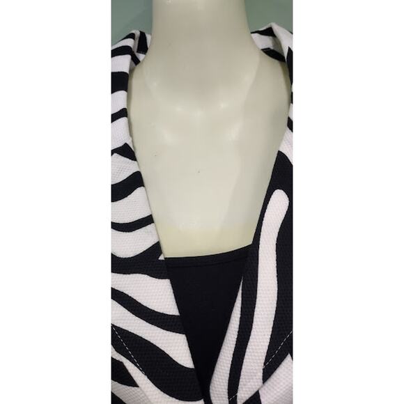 Joan Rivers Zebra Stripe Unlined Jacket with Pockets, Blk/Wht, Sz XL - Picture 3 of 7
